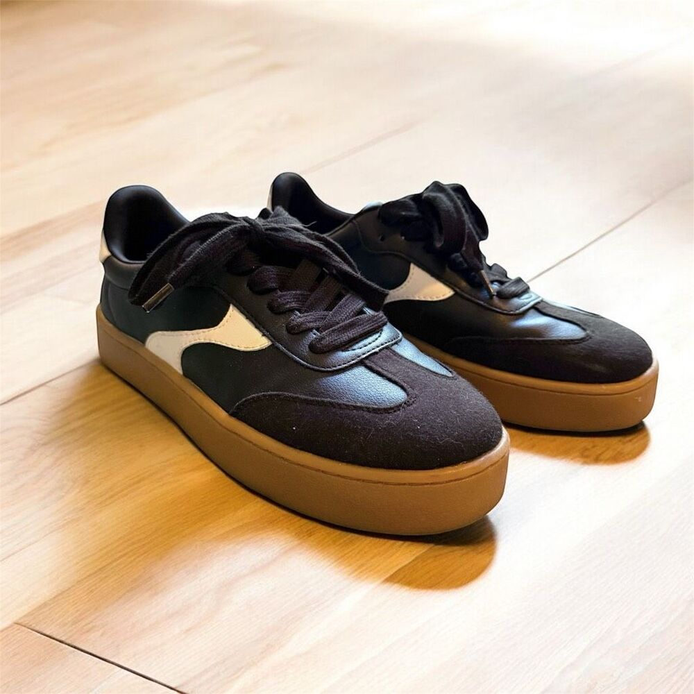 Wild Fable Gum Black Sneakers White Contrasting 7.5 Samba